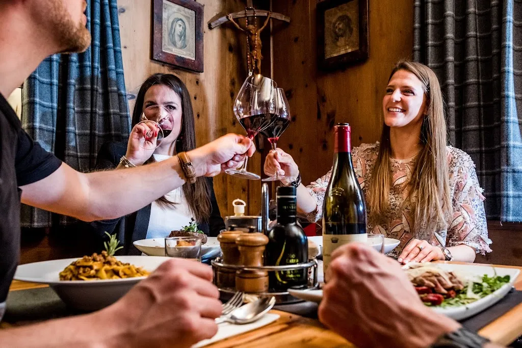 Ristorante La Stua Aprés Ski_Lamie di Olimpie-Selva_slider_image_3