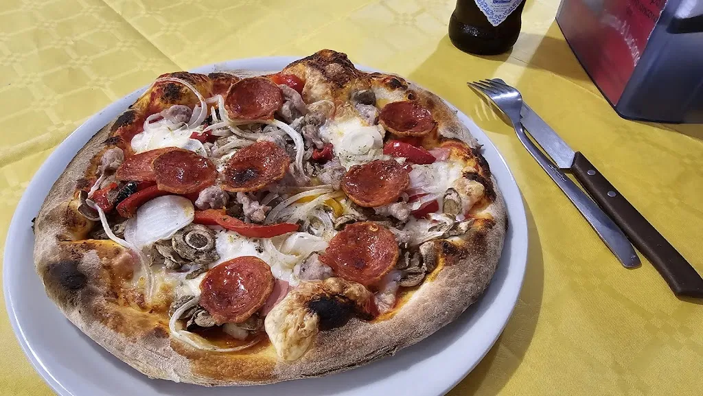 Axel Köppelmann_La Trattoria Forno a Legna Pizzeria Ignazio e Luciano_Calatafimi_review