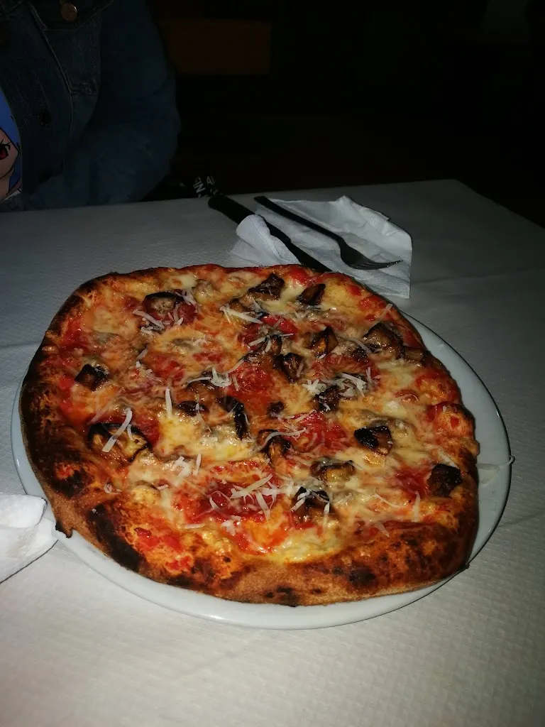 Corrado Farieri_Pizzeria Dell'Orso_Calatafimi_review