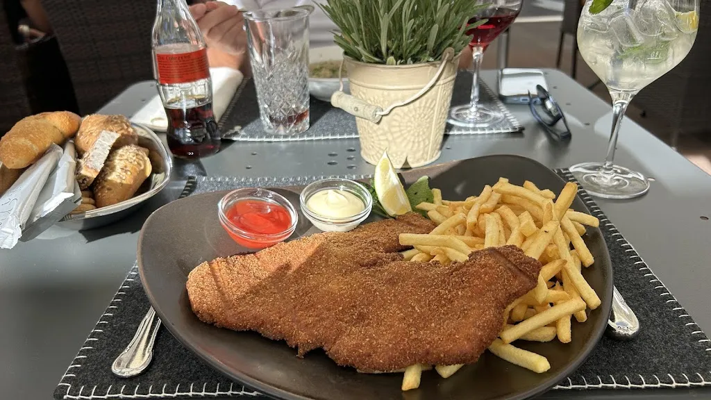 Krisztina Aust_Medel Ristorante Pizzeria_Lamie di Olimpie-Selva_review