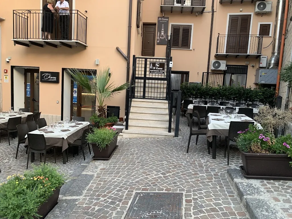 Ohana Food & Drink restaurant in Cammarata