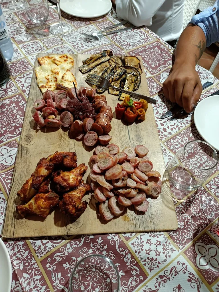 Menu_Meat & Co. Home Restaurant_Cammarata_image_7