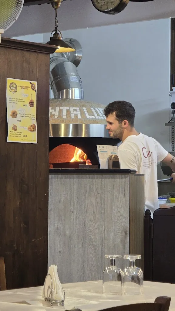 Ruslan_Antica Pizzeria Santa Lucia_Cammarata_recensione