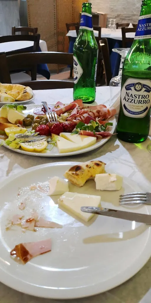 Lucie Racova_Antica Pizzeria Santa Lucia_Cammarata_recensione