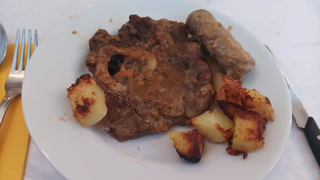 Michel Beeckmans_Trattoria Tipica - La Comarca_Camastra_review