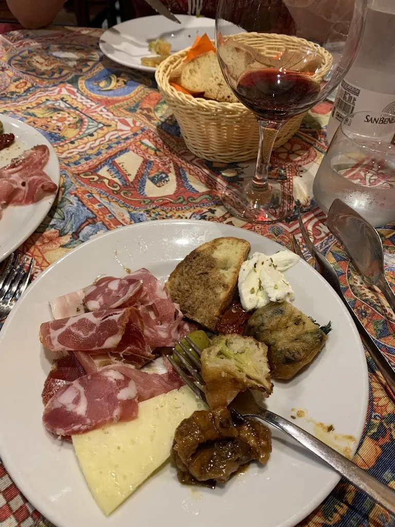 AmyVGeorge_Ristorante Tri Quarti e na Gazzusa_Camastra_review