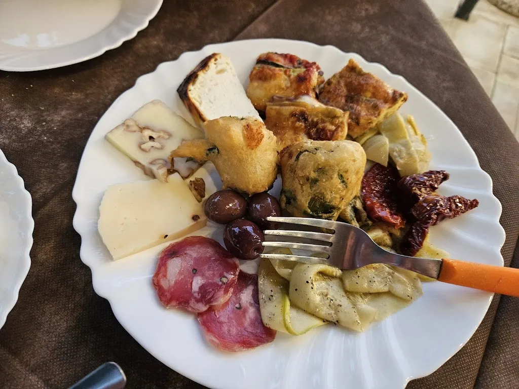 I sapori dell' Alcantara ex trattoria del corso_Camastra_slider_image_3