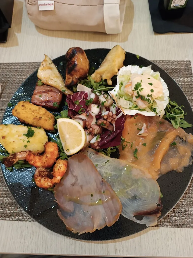 Yuliya HRYBKO_Pizzeria Chi Ciauru_Camastra_review