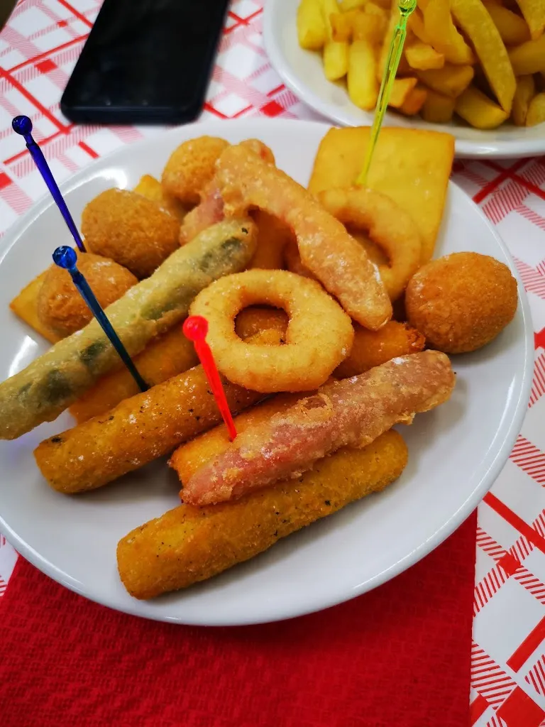 Menu_Pizzeria Totò_Camastra_image_4