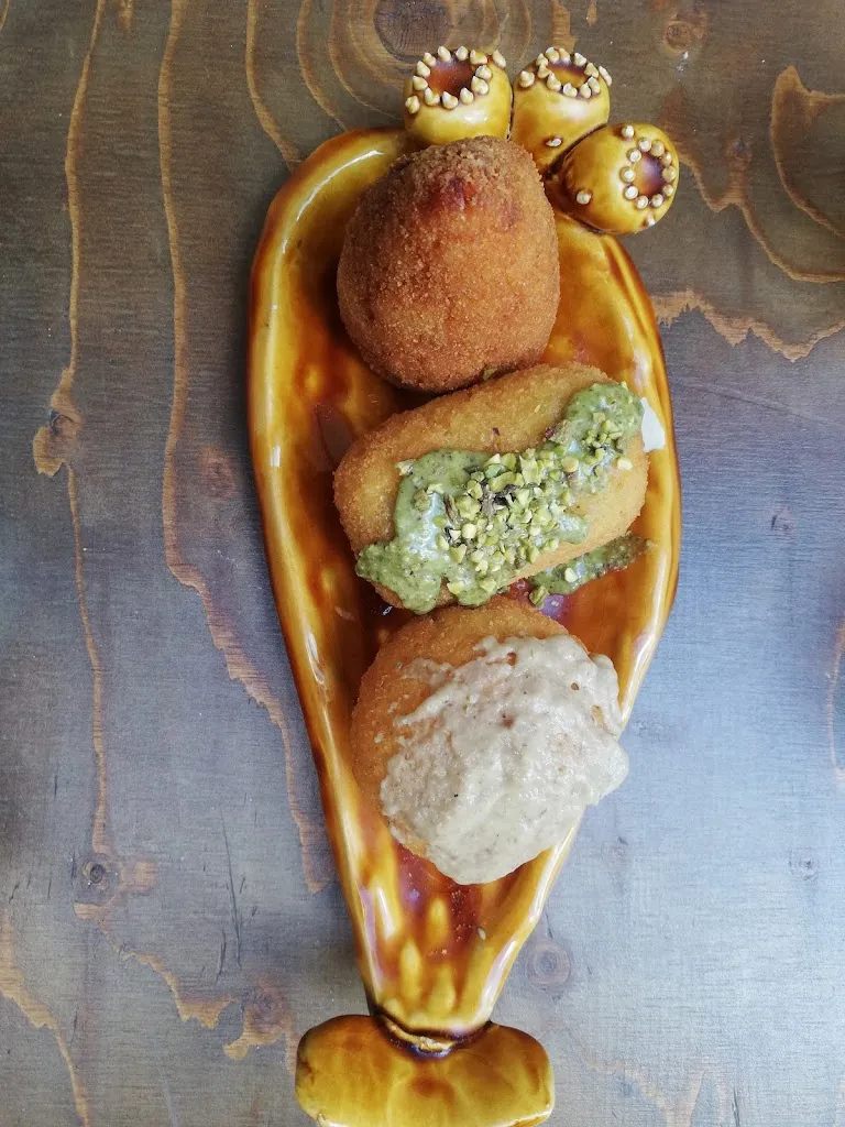 Menu_Pinsé sicilian street food_Caltagirone_image_9