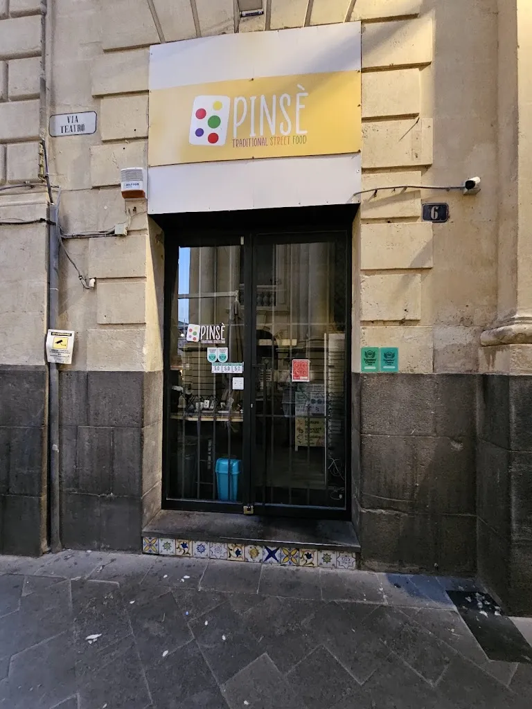 Pinsé sicilian street food restaurant in Caltagirone
