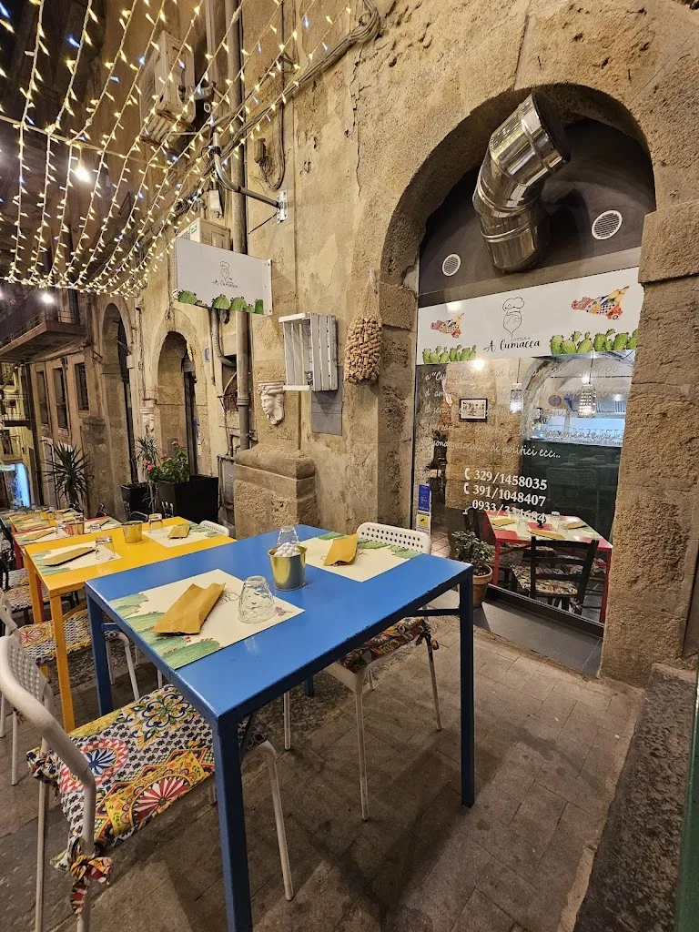 A Cumacca restaurant in Caltagirone
