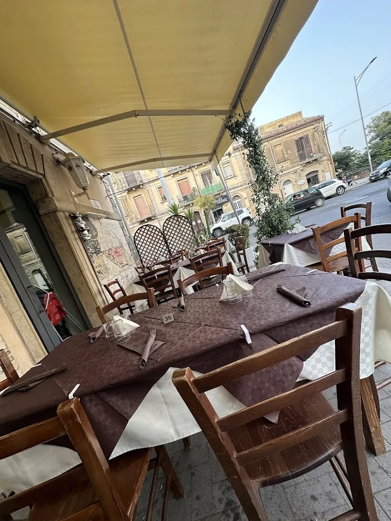 Ristorante Sapori Di Vini_Caltagirone_slider_image_1