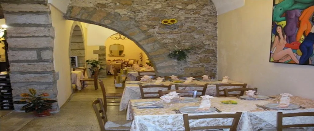 L'Arco Antico restaurant in Caltagirone