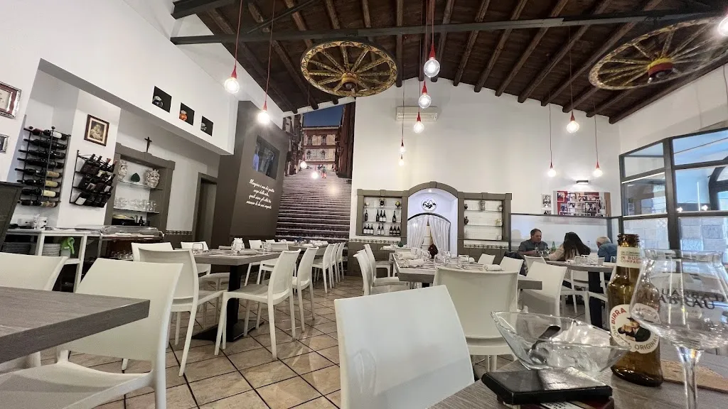 L A_Ritrovo La Piazzetta - Ristorante a Caltagirone_Caltagirone_review