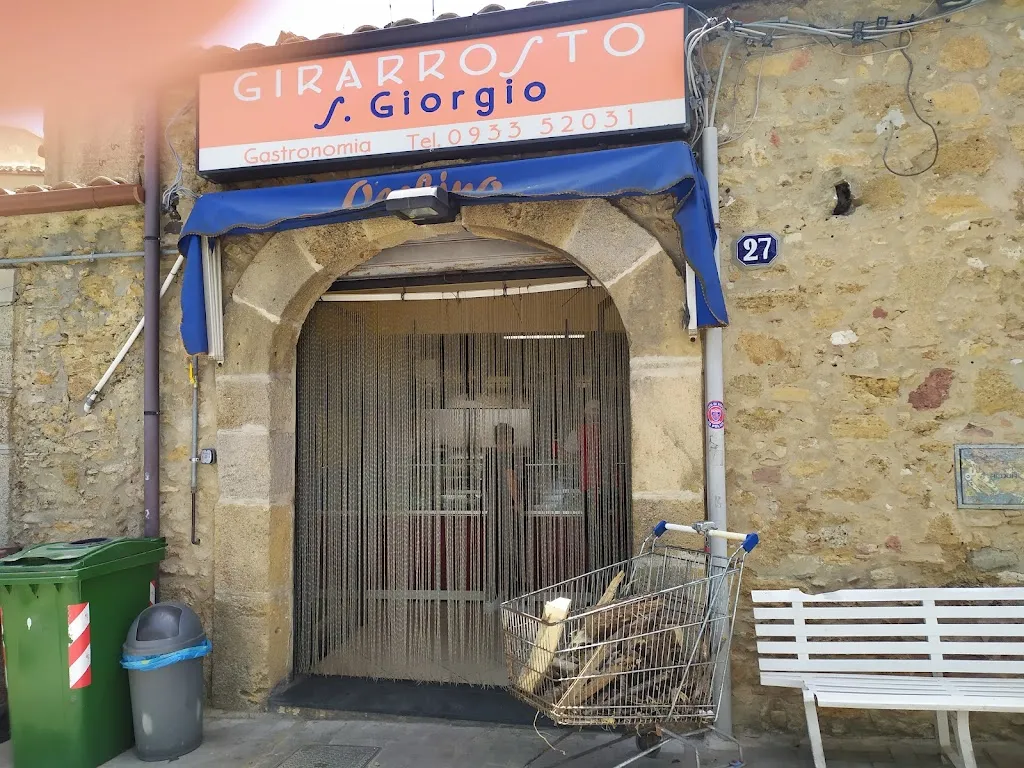 Girarrosto S. Giorgio Gastronomia restaurant in Caltagirone