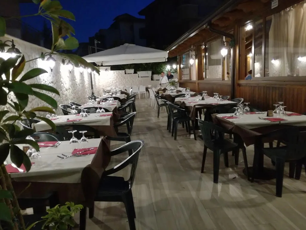 Ventottesimo Caffé restaurant in Campobello di Licata