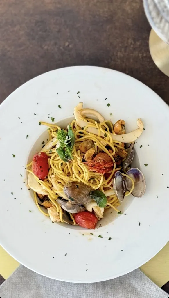 CRISUMMA PHILOSOPHY restaurant in Latiano