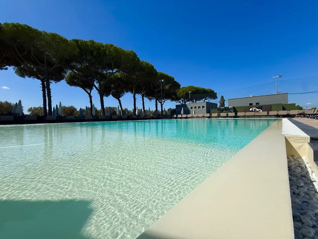 CRISUMMA PHILOSOPHY_Latiano_slider_image_3