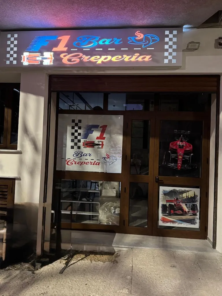 F1 BAR CREPERIA restaurant in Campofiorito