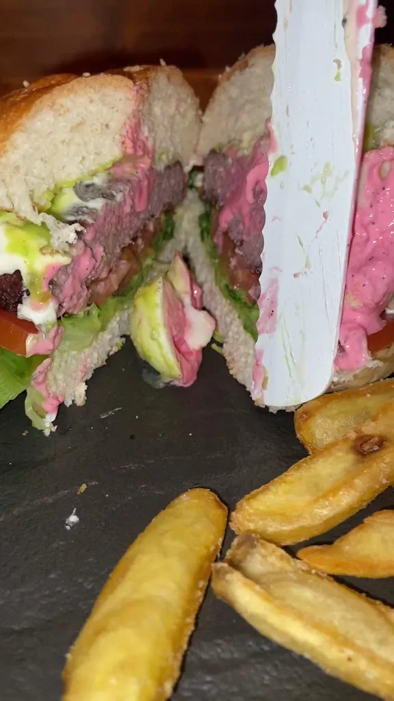 Black Dog rocknfood | Pub, braceria, friggitoria_Latiano_slider_image_2