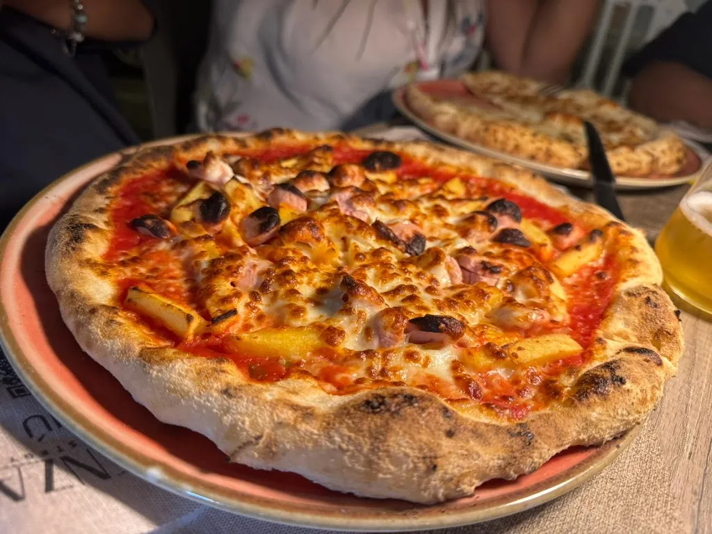 Essenza - Pizza&Bistrot_Campofelice di Roccella_slider_image_3