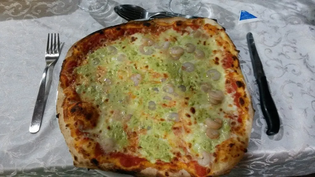 Aurelien Meyer_Pizzeria La Torre di Elena_Campofelice di Roccella_review