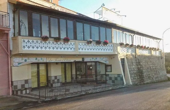 Pizzeria La Torre di Elena_Campofelice di Roccella_slider_image_3