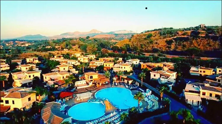 Mare Luna Village_Campofelice di Roccella_slider_image_1