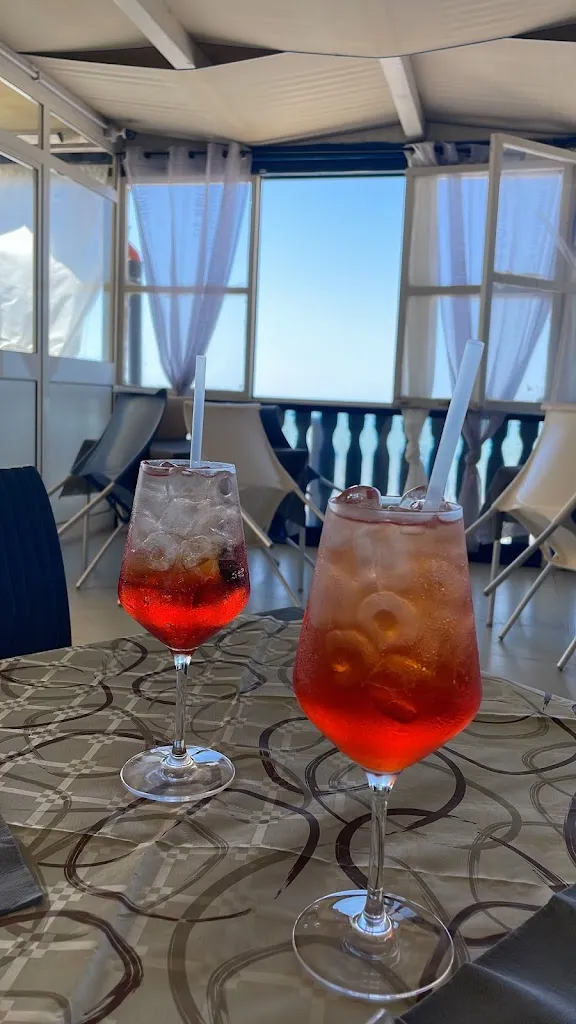 Carolin Juler_Lido Azzurro Stabilimento Balneare Ristorante Panineria Bar_Campofelice di Roccella_recensione