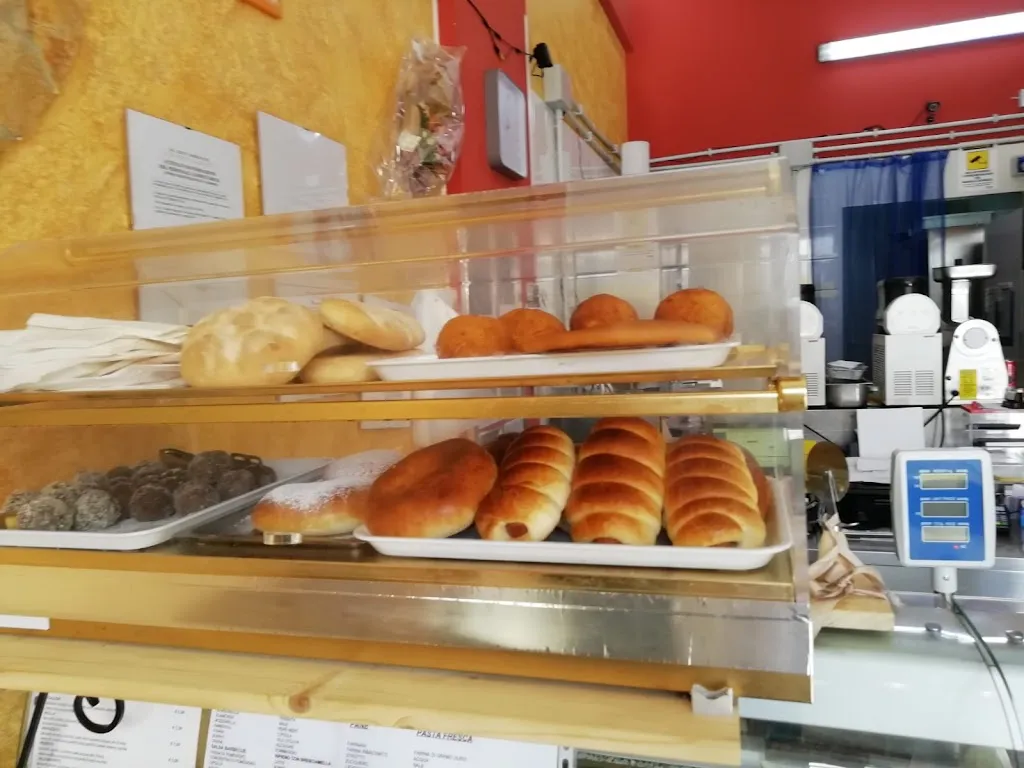 Pizzeria praia mare restaurant in Campofelice di Roccella