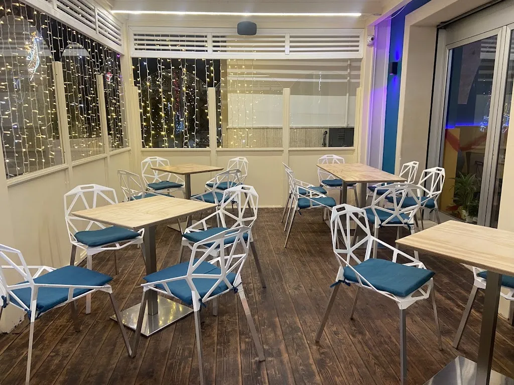 Manhattan Latiano restaurant in Latiano