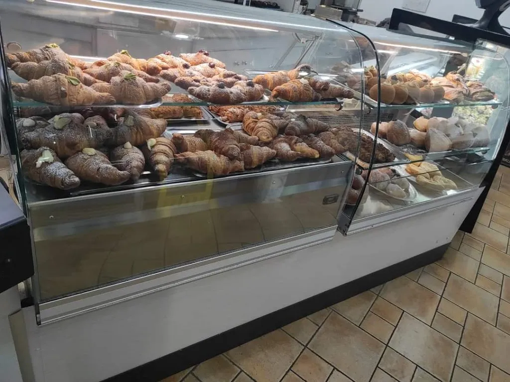 Med Cafè_Canicattini Bagni_slider_image_1