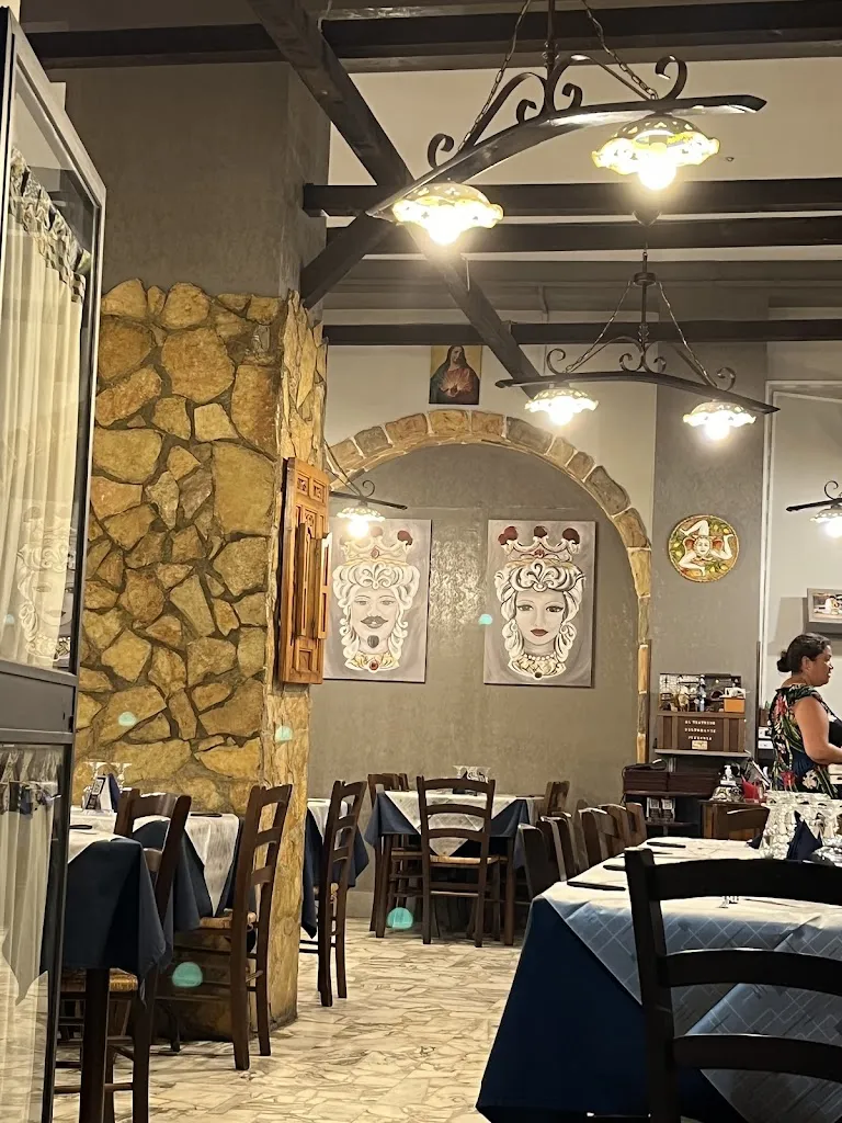 Al Teatrino restaurant in Caltanissetta