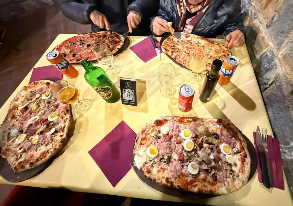 Patrizia Frattallone_La Luna nel Pozzo_Caltanissetta_review