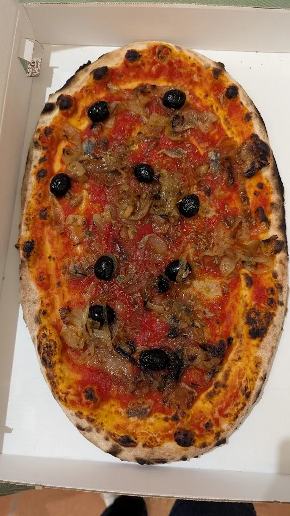 Luciano Zaami_La Luna nel Pozzo_Caltanissetta_review