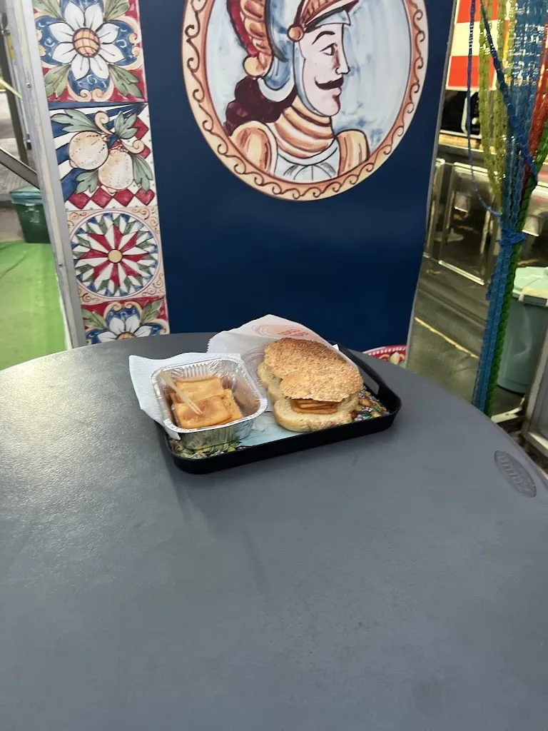 Giuseppe Tantillo_Street Food_Caltanissetta_review