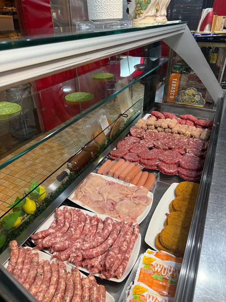 L'artista del panino di Emanuele giovanni colore restaurant in Caltanissetta