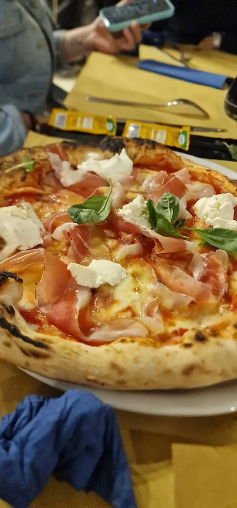 Menu_Pizzeria Maninpasta Pizzaioli dal 1990_Caltanissetta_image_2