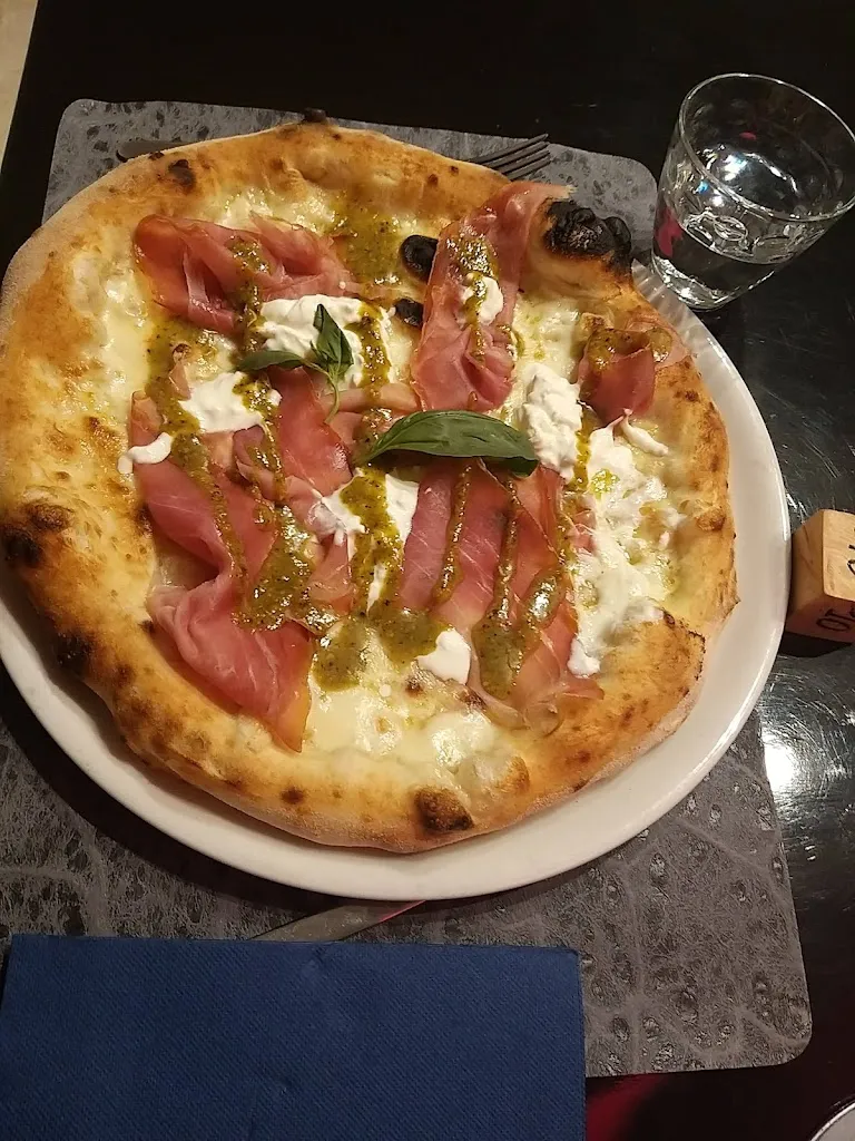 Menu_Pizzeria Maninpasta Pizzaioli dal 1990_Caltanissetta_image_4