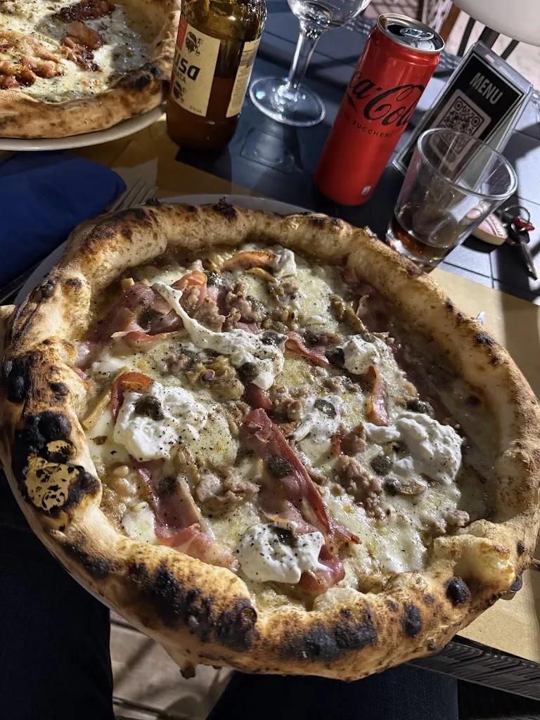 kalos effe_Pizzeria Maninpasta Pizzaioli dal 1990_Caltanissetta_review