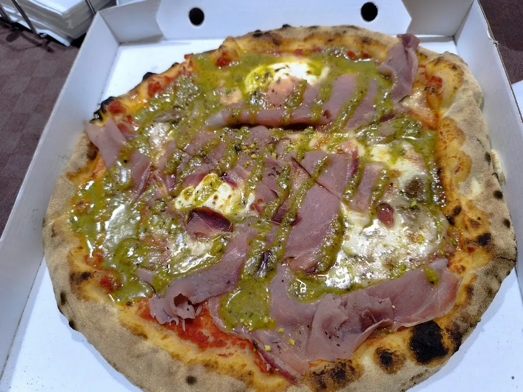 Davide Aiello_Totò e Peppino_Caltanissetta_review