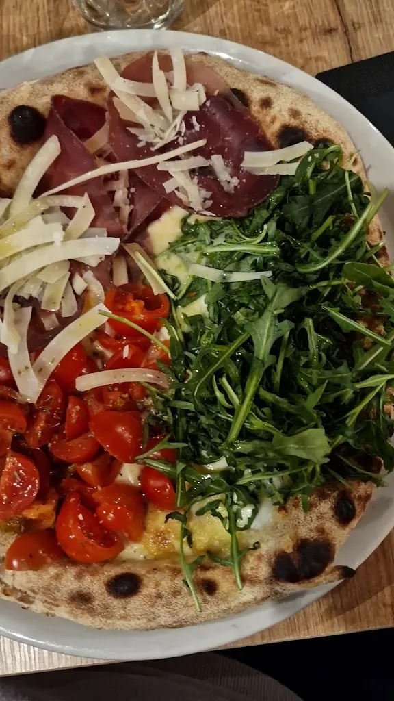 Premiata Pizzeria Sardasalata Caltanissetta_Caltanissetta_slider_image_2