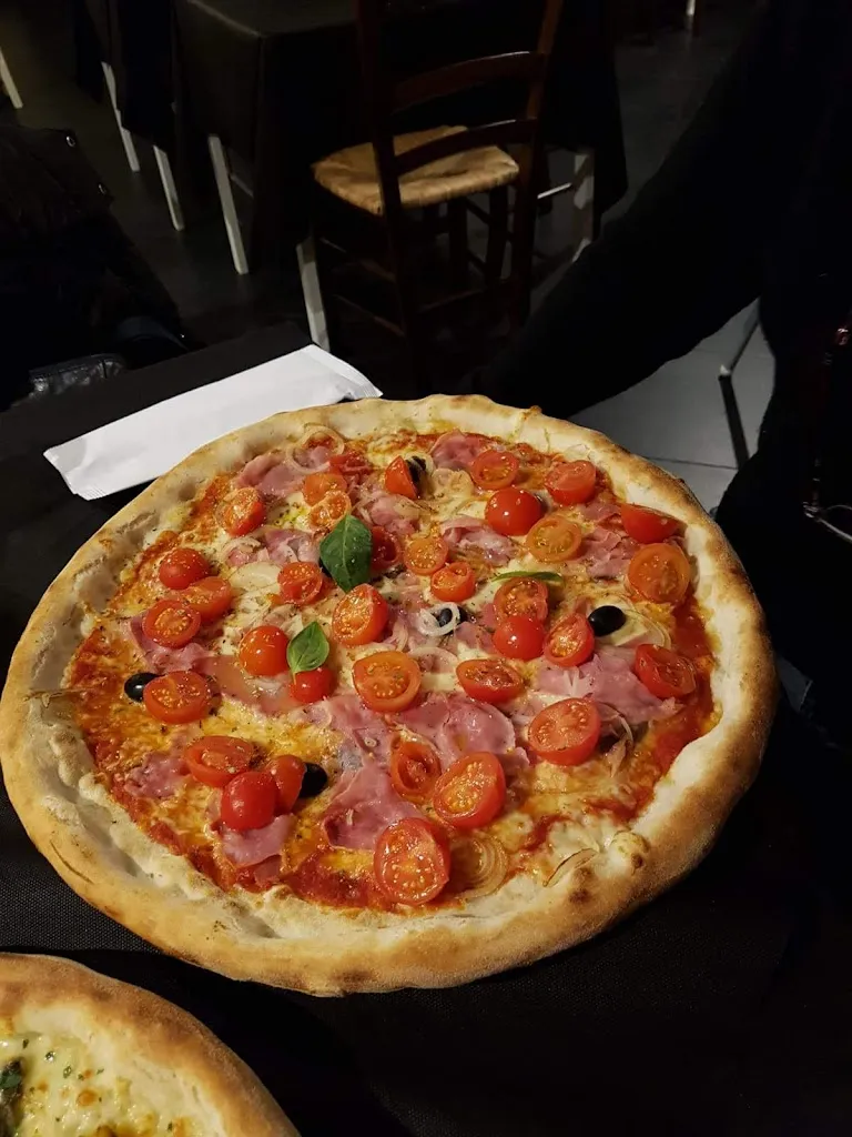 Giusy Gandolfo_Milano Ristopub Pizzeria_Caltanissetta_review