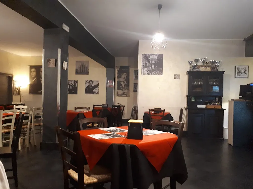 Milano Ristopub Pizzeria restaurant in Caltanissetta