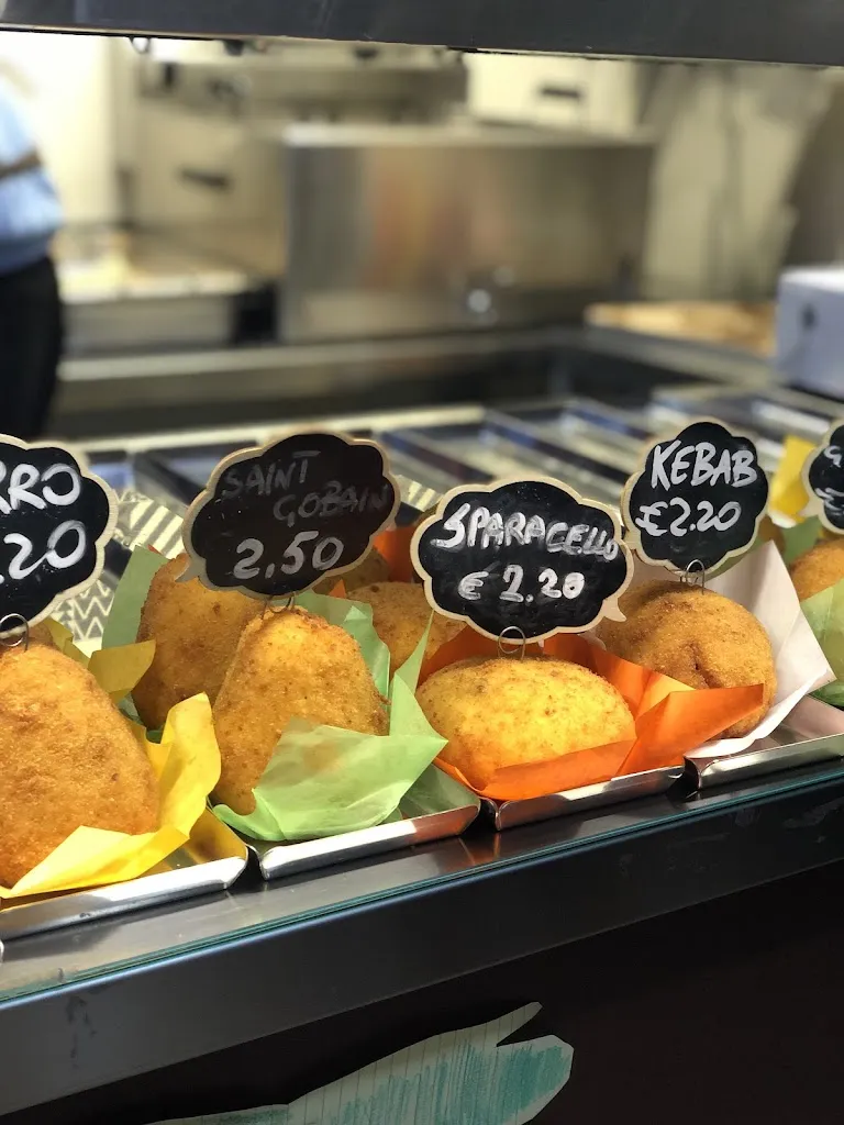 Farah Muthia_N'arancina Speciale_Caltanissetta_review