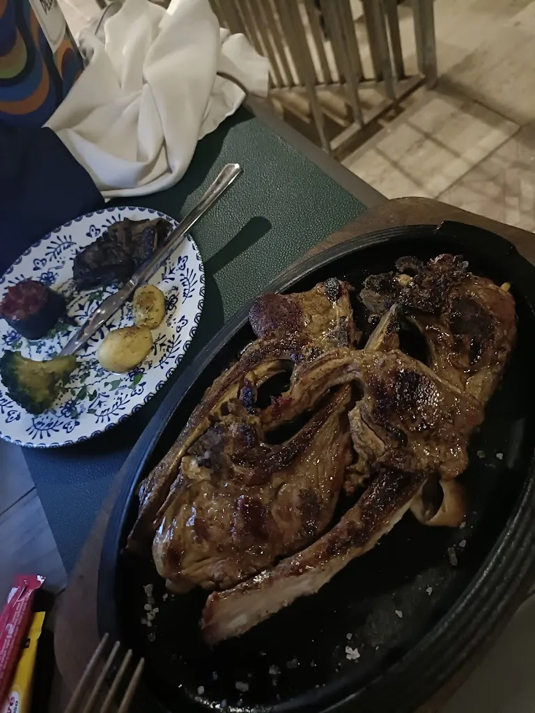 Vito Sammatrice_Pizzeria Ristorante Braceria Mannaia_Caltanissetta_review