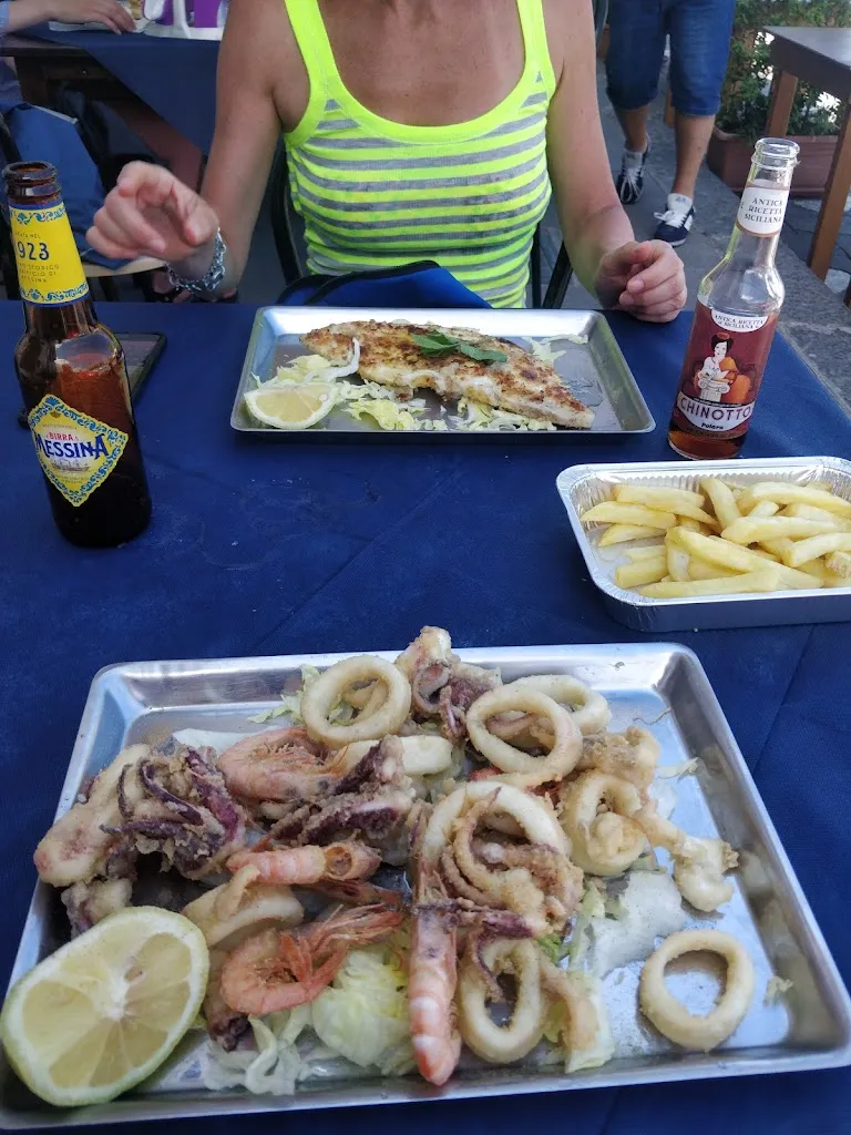 Aus M_Lo Spiedino Eolieano_Canneto_review