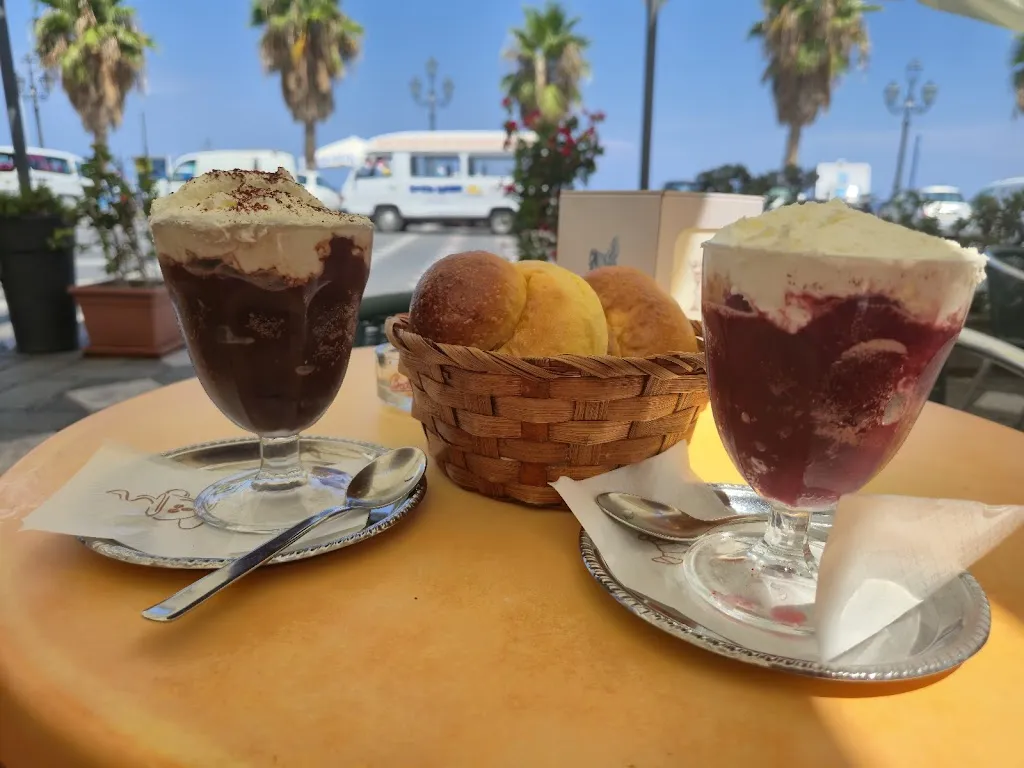 Bar Tano_Canneto_slider_image_3