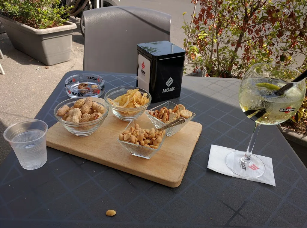 Alessandro Capra_Bar Tivoli_Canalicchio_review